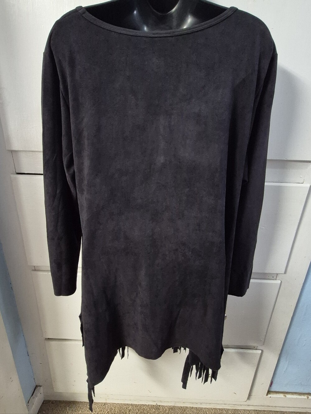 Vocal Black Faux Suede Tunic Top XL Studded Laser Cut Out Fringe Asymmetrical - Picture 4 of 9